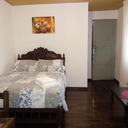 Nydia'S Trujillo City Hostel Екстер'єр фото